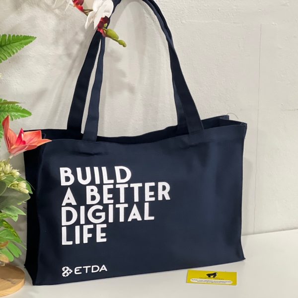 กระเป๋าแคนวาสสกรีน