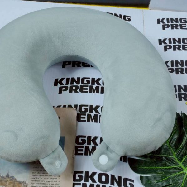 หมอนรองคอ memory foam ปักโลโก้ (1)