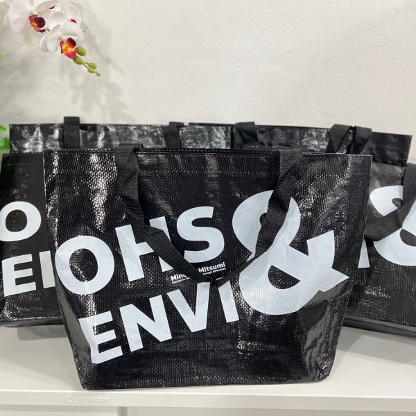 โรงงานกระเป๋าอิเกีย (1)